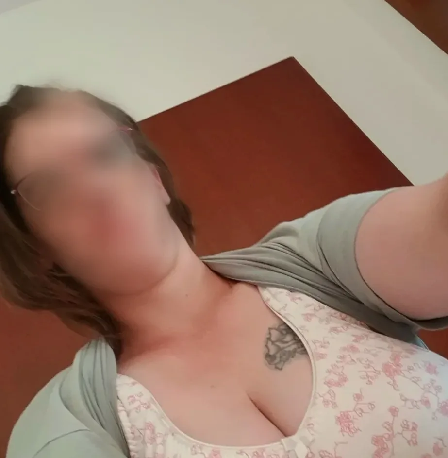 Adna, 35