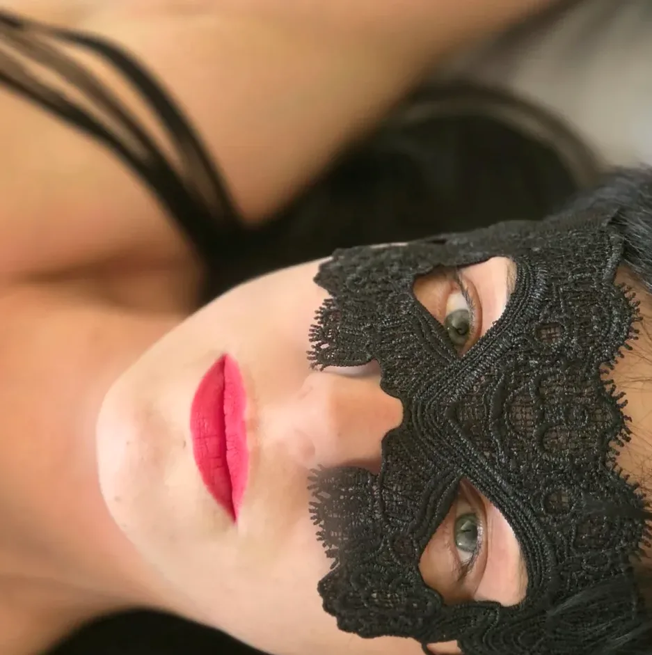 Edith, 36