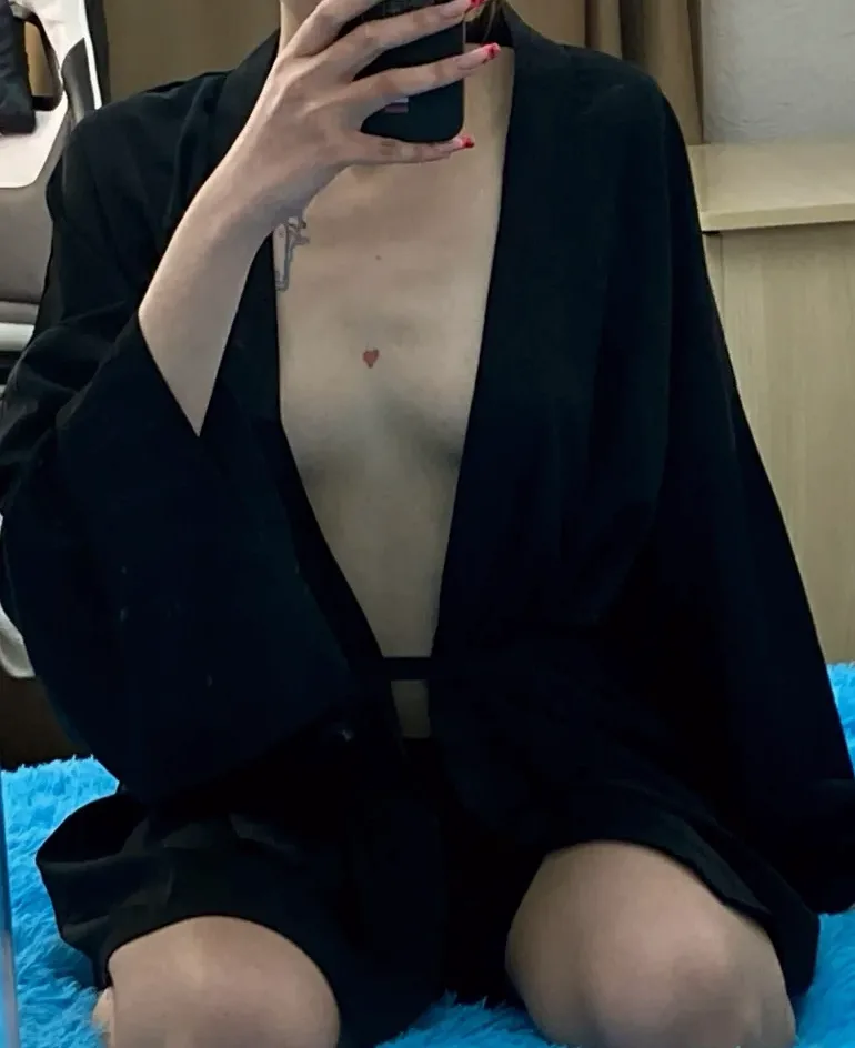 Leila, 20